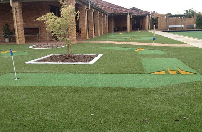 Synthetic Grass Putting Green