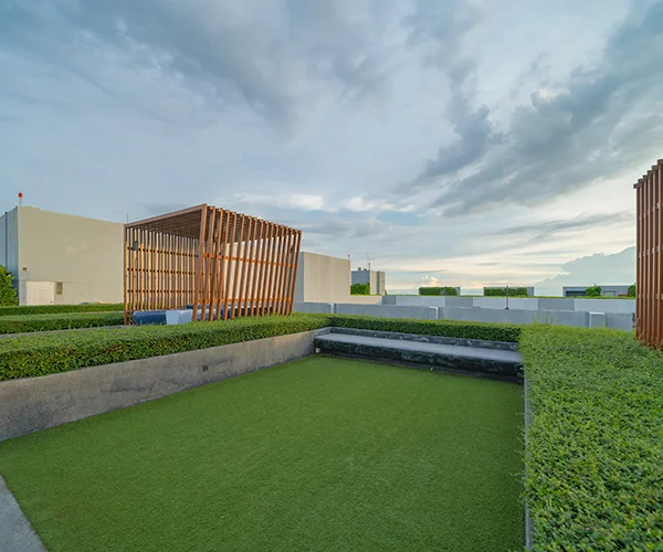 Artificial grass for rooftop gardens